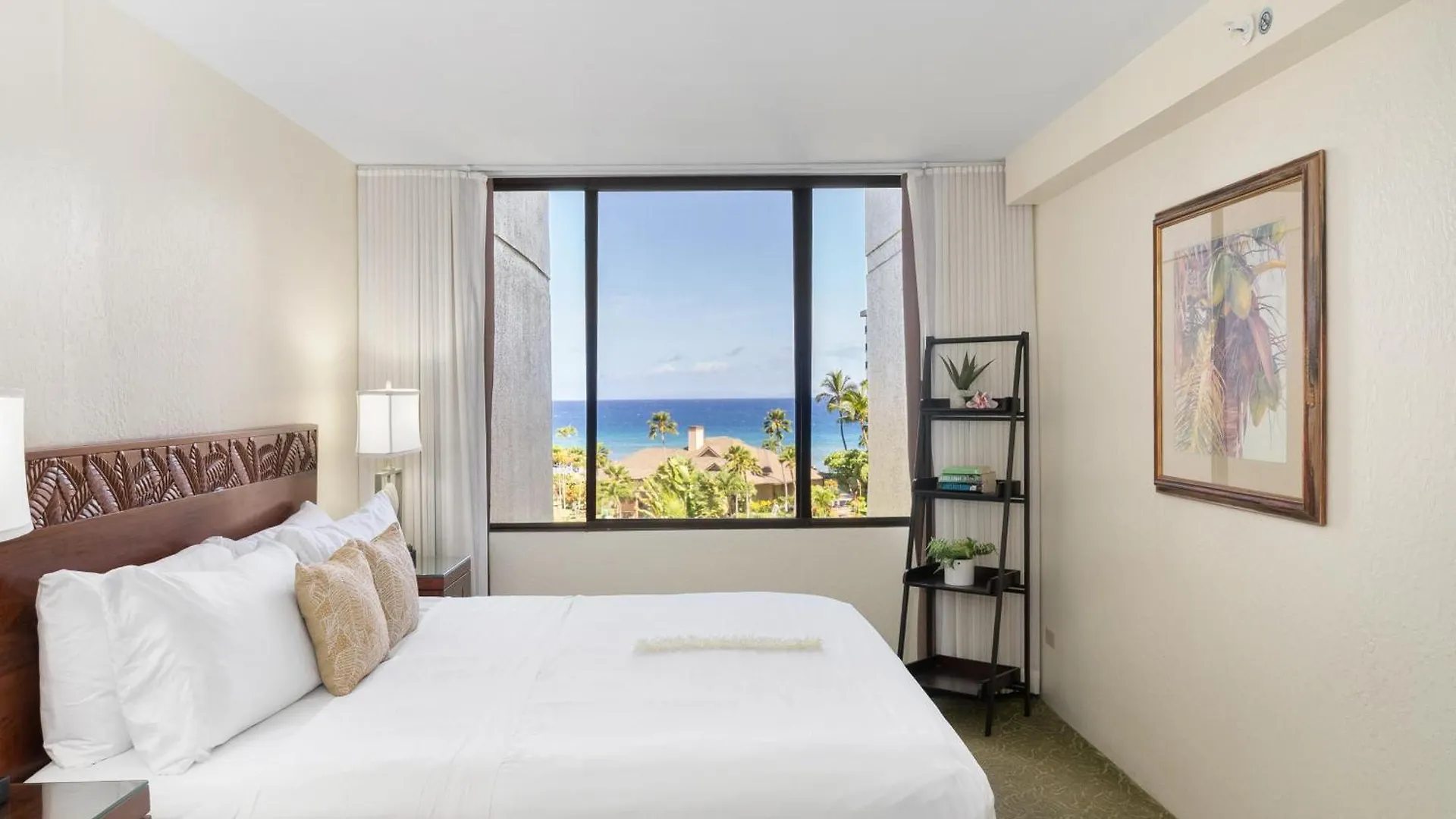Дом отдыха Kaanapali Shores 529 Кахана
